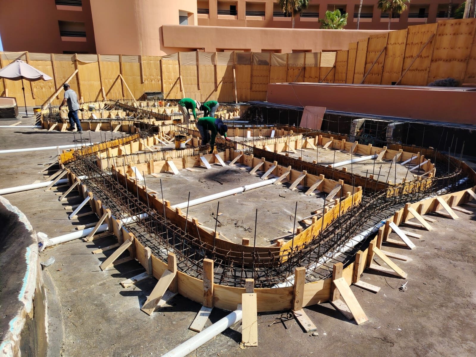 Cimbra de vasos de alberca — Los Cabos
